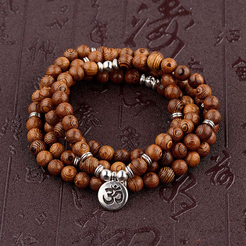 Bracelet Bouddhiste Tibétain en Perles de Bois avec Lotus OM